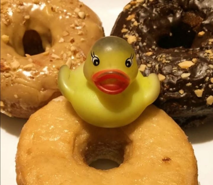 photo of Donut Corp. Donas veganas shared by @patitovegan on  09 Mar 2020 - review
