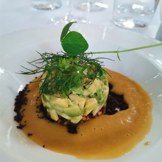 Photo of the dish “Gazpacho e quenelle di avocado”
