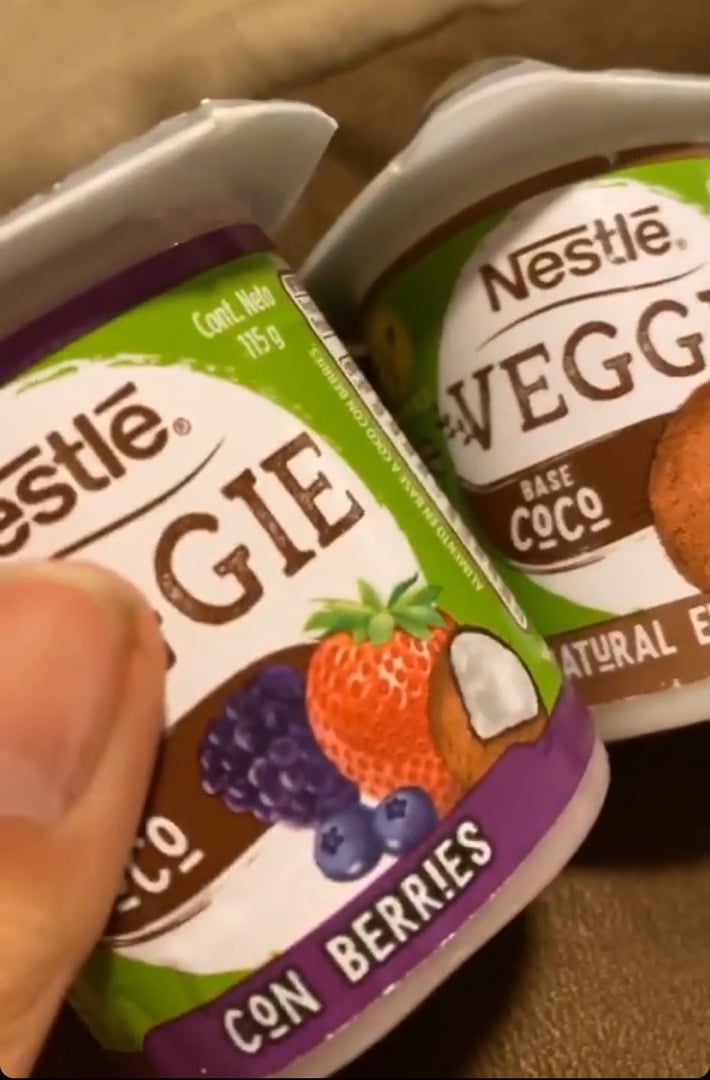 review photo of Nestlé Alimento de Coco Veggie Natural Endulzado shared by @esperanzareyes on 20 Apr 2020 - review