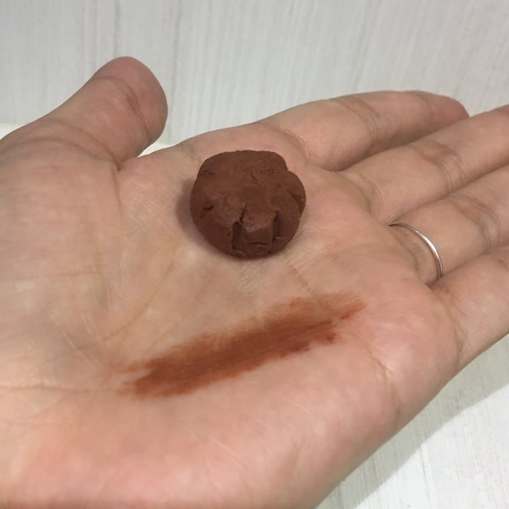 review photo of Amokarite Maquiagem Multifuncional shared by @brunaduraes on 12 May 2022 - review
