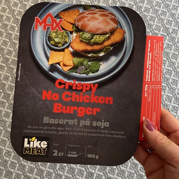 photo of MAX Crispy No Chicken burger shared by @claracozz on  23 Oct 2022 - review