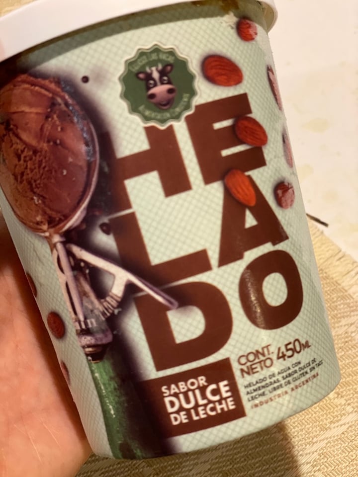 photo of Felices Las Vacas Helado de Agua sabor Dulce de Leche shared by @toiatattoo on  03 Mar 2020 - review