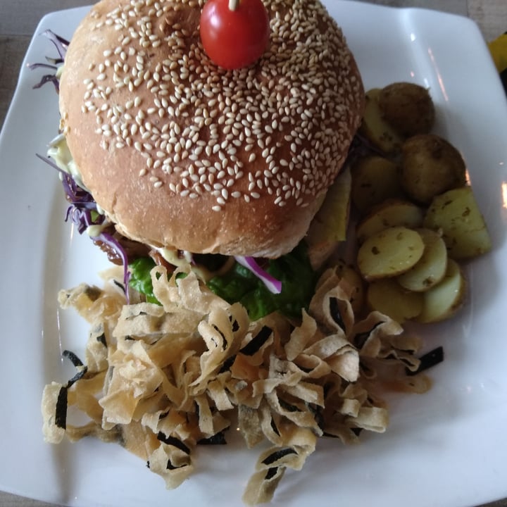 photo of WellSmoocht Pow Wow Bao Burger shared by @ipshitabag on  24 Jun 2021 - review