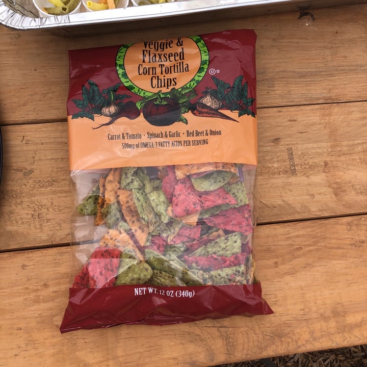 photo of Trader Joe's Veggie & Flaxseed Corn Tortilla Chips shared by @adlerme on  15 May 2021 - review
