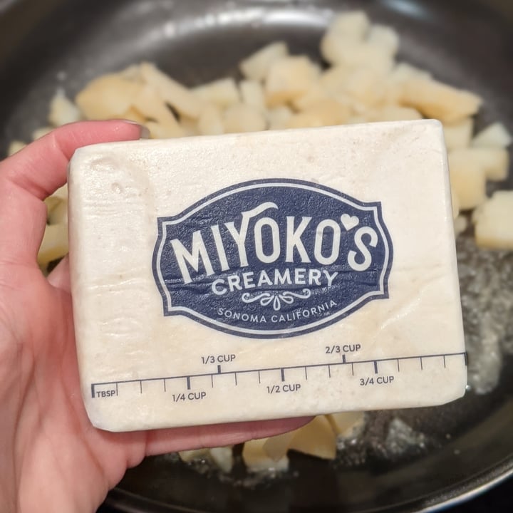 photo of Miyoko's Creamery European Style Cultured Vegan Butter Unsalted shared by @veggieassassin on  26 Aug 2021 - review