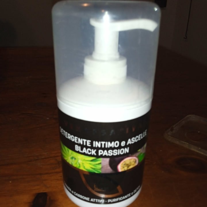 photo of Verdesativa Detergente intimo shared by @rasty420 on  15 Nov 2022 - review