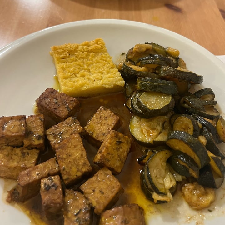 review photo of La Pentola Vegana Tempeh agli aromi shared by @beamolte91 on 15 Oct 2022 - review