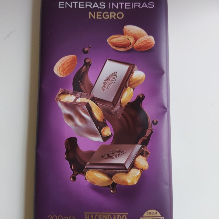 photo of Hacendado Chocolate con almendras shared by @mireieta on  25 Mar 2022 - review