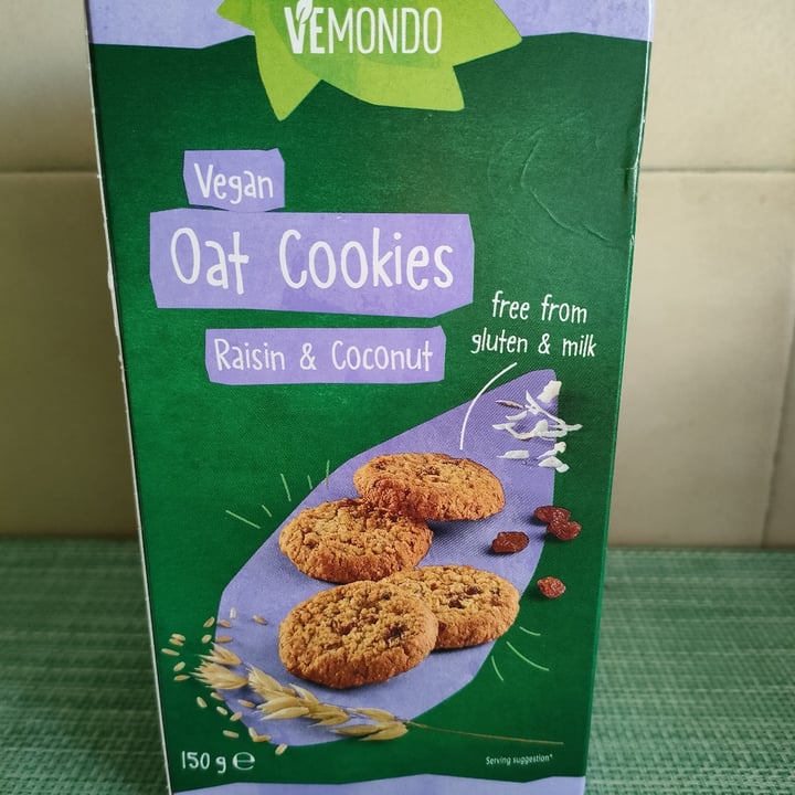 photo of Vemondo  Oat Cookies Raisin e Coconut shared by @labru on  26 Aug 2022 - review