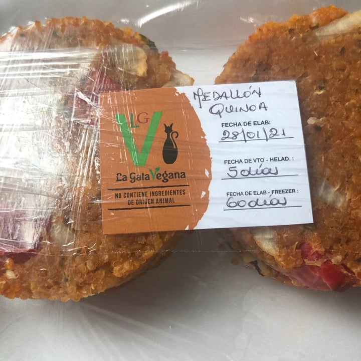 photo of La Gata Vegana Medallón De Quinoa shared by @elizbeth on  28 Jan 2021 - review