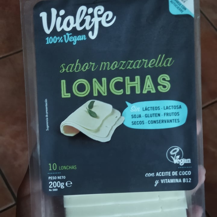 photo of Violife Lonchas sabor Mozzarella shared by @melisbee on  04 Sep 2021 - review