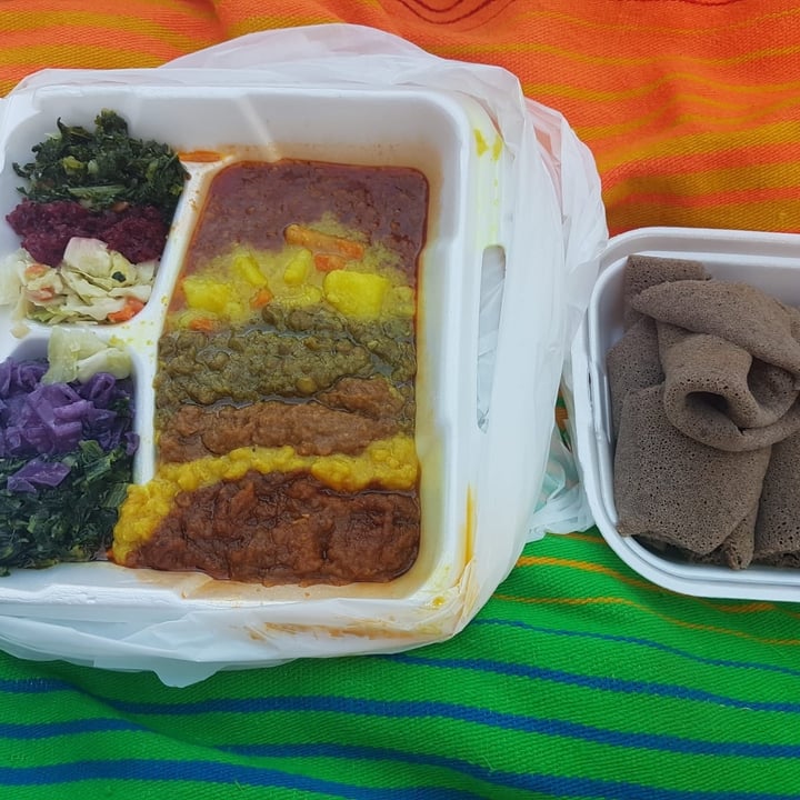 review photo of Hareg Cafe & Variety Vegetarian Combo Plater shared by @shayndedehh on 06 Jul 2020 - review