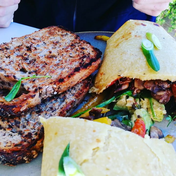 photo of Blended Health Cafe & Catering Vegan Omelette shared by @cait6 on  26 Jul 2022 - review