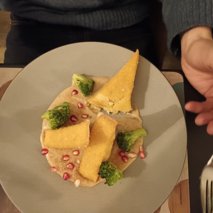 review photo of Indigeno Roma Triangoli di Polenta shared by @indigeni on 30 Dec 2022 - review