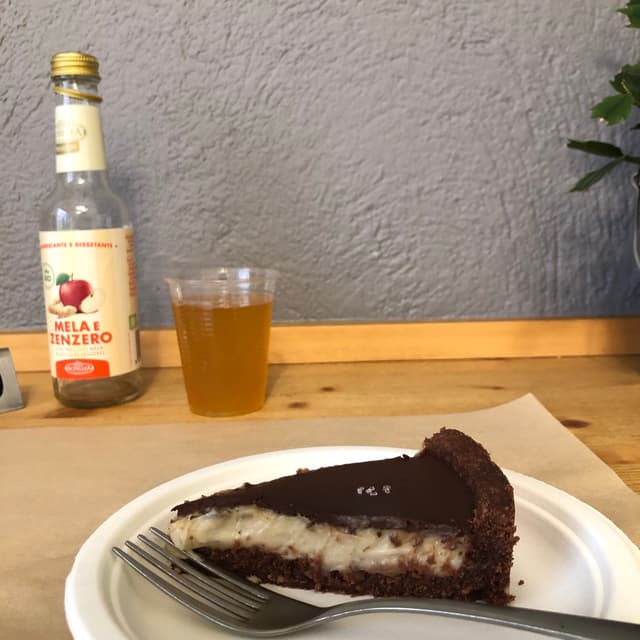 Photo of the dish “Torta cioccolato e arachidi salati”
