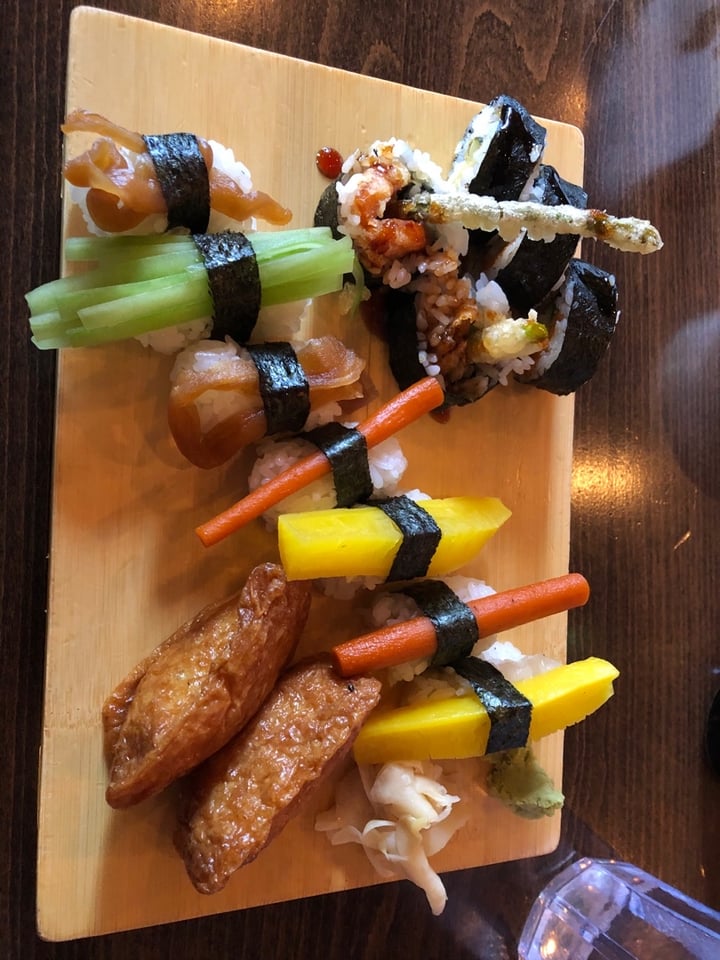 photo of MOMO Sushi Vegetable Platter Deluxe shared by @annettej on  07 Mar 2020 - review