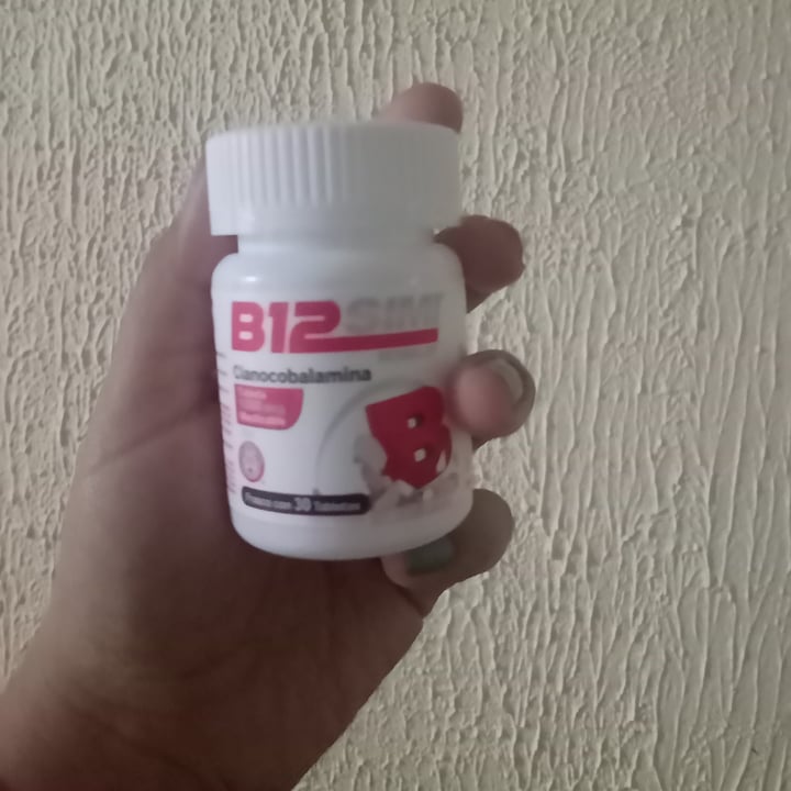 review photo of Farmacias de similares (Various Brands) Vitamina b12/ B12 simi shared by @soydannatoribio on 08 Oct 2021 - review