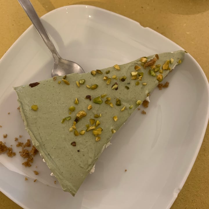photo of Io Veg Cheesecake Al Pistacchio shared by @beatricepaolo on  02 May 2022 - review