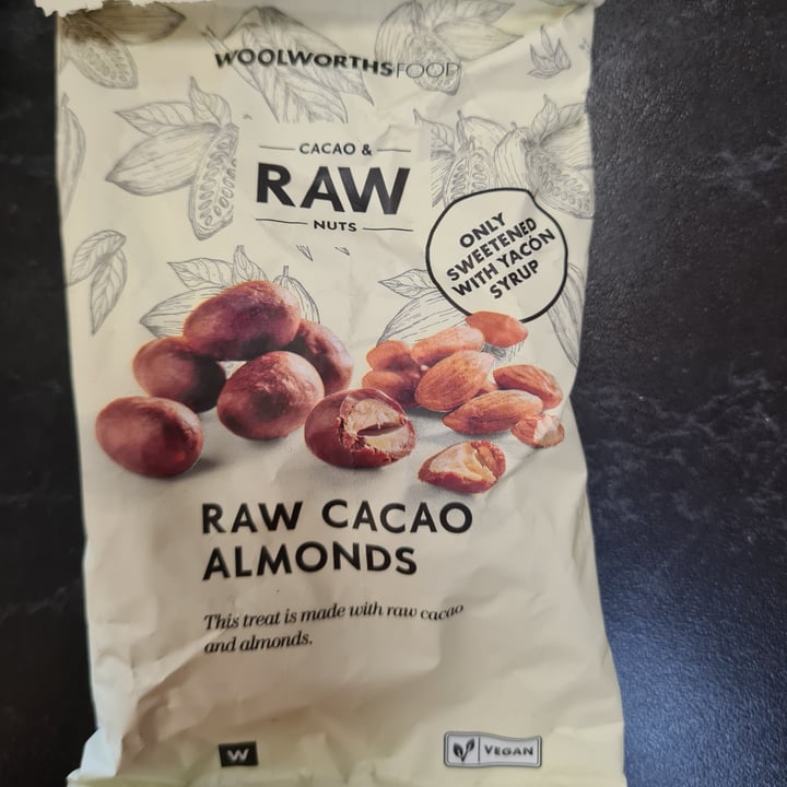 photo of Woolworths Food Raw cacao almonds shared by @veronicagroen on  10 Feb 2022 - review
