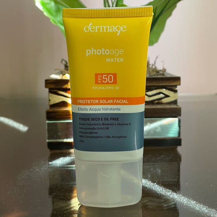 photo of Dermage Protetor Solar Facial Photoage Water shared by @alexandrazamb on  28 Apr 2022 - review