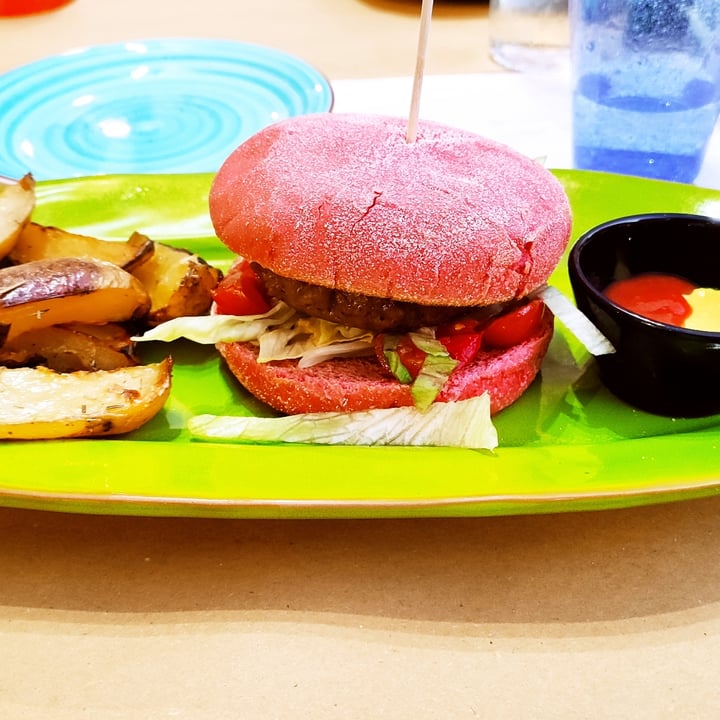 photo of Buddy Italian Restaurant Cafè Chicken burger vegan shared by @ellepuntogi on  21 May 2022 - review