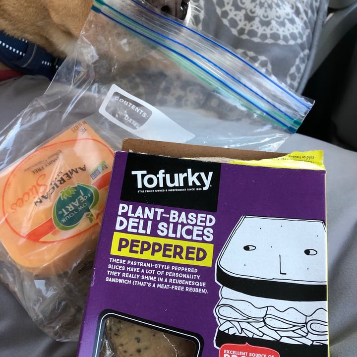 photo of Tofurky Plant-Based Deli Slices Peppered shared by @mangogal on  30 Dec 2020 - review