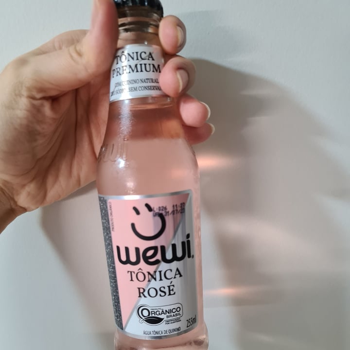 photo of Wewí Tônica Rosé shared by @nathaliab on  04 May 2022 - review