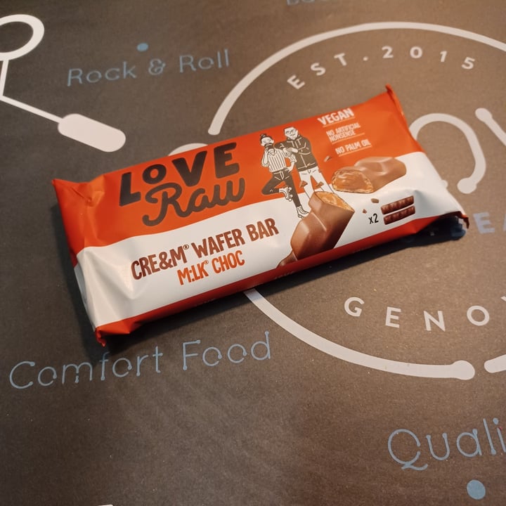 photo of LoveRaw Cre&m Wafer Bar Milk Choc shared by @daniteo on  01 Nov 2022 - review