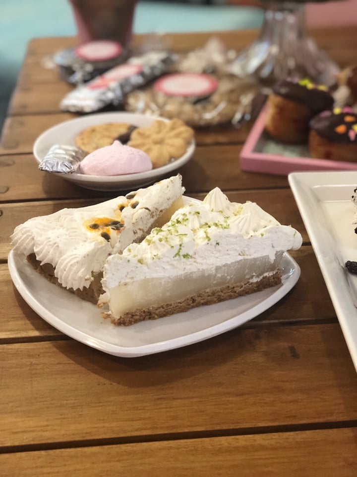 photo of Frambuesa Pastelería Vegan Pie de limon y Maracuya shared by @nataliaherrera on  27 Aug 2019 - review