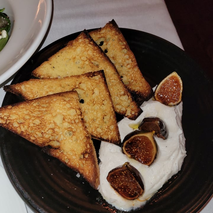 photo of Crossroads Kitchen Figs & Feta shared by @byobottlesg on  16 Dec 2021 - review