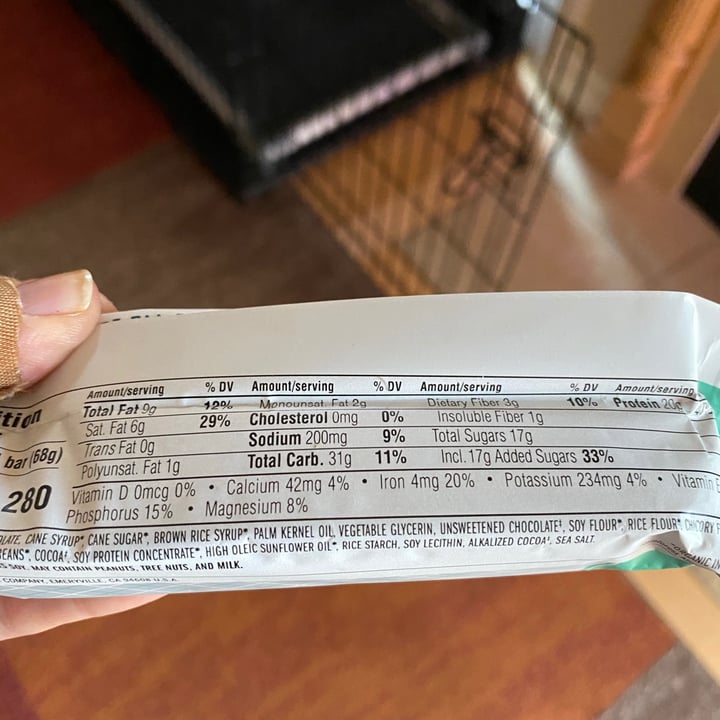 review photo of Clif Bar Builders Chocolate Mint Protein Bar shared by @plantbasedlife123 on 11 Oct 2020 - review