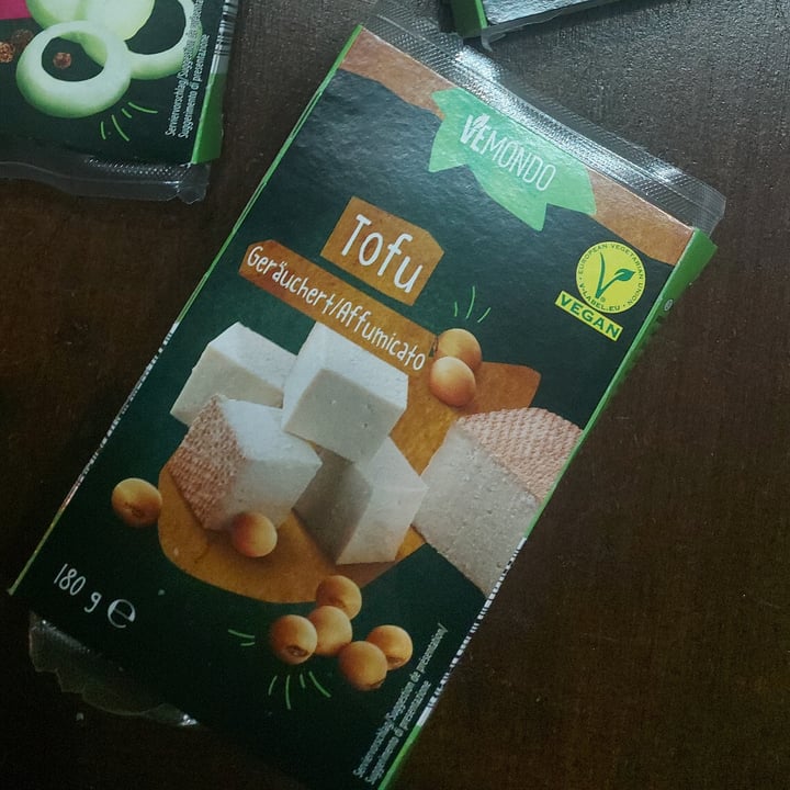 photo of Vemondo Tofu affumicato shared by @martinac on  14 Jan 2022 - review