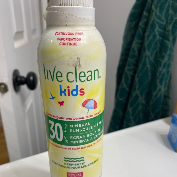 review photo of Live Clean Live clean sunscreen shared by @oromero on 09 Jun 2021 - review