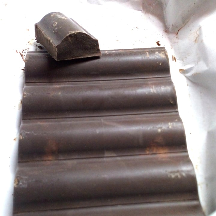 photo of Healthy Majo Chocolate Amargo Aromatizado Con Vainilla 70% Cacao shared by @marielita on  10 Feb 2021 - review