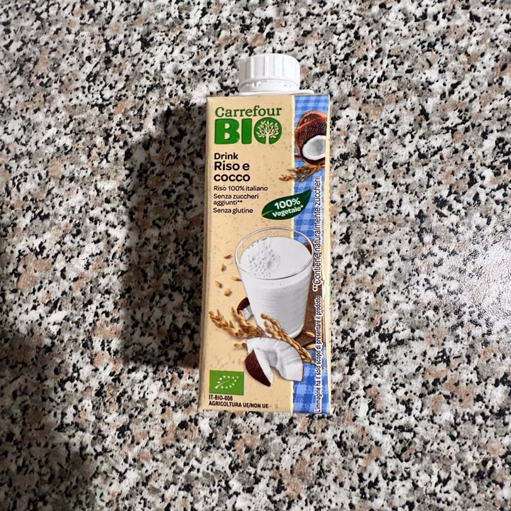 photo of Carrefour Bio Drink riso e cocco shared by @lucabaldereschi on  19 Apr 2022 - review
