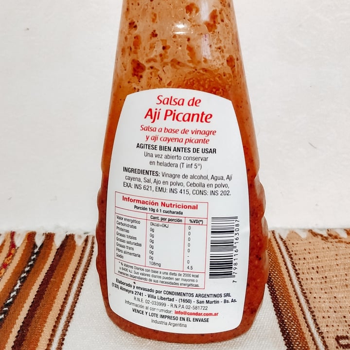 photo of Tahití Salsa de ají picante shared by @veganhumanok on  28 May 2021 - review