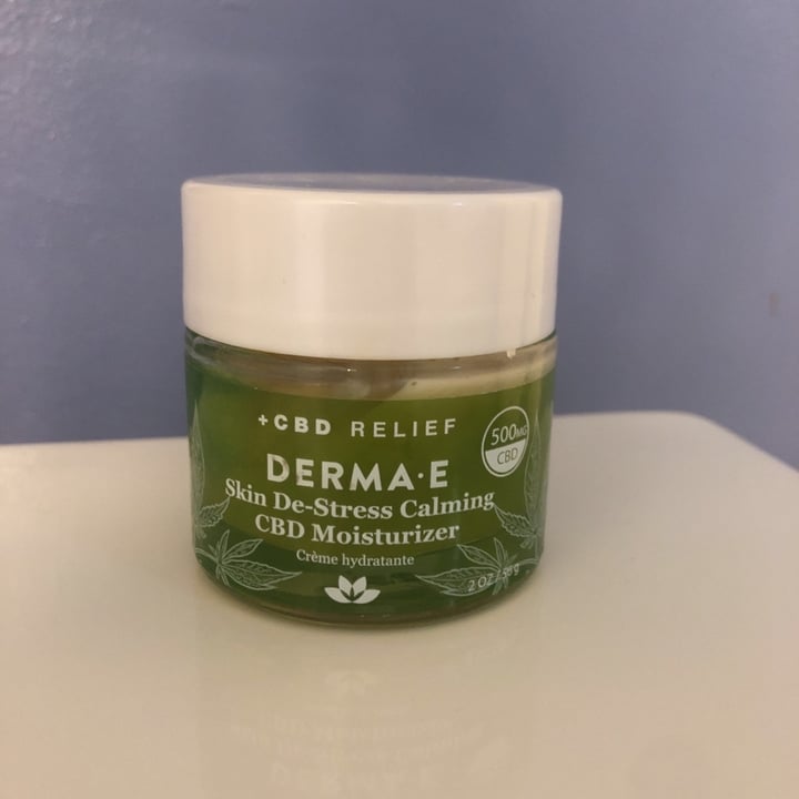 review photo of Derma E Skin De-Stress Calming CBD Moisturizer shared by @deeorr on 22 May 2020 - review