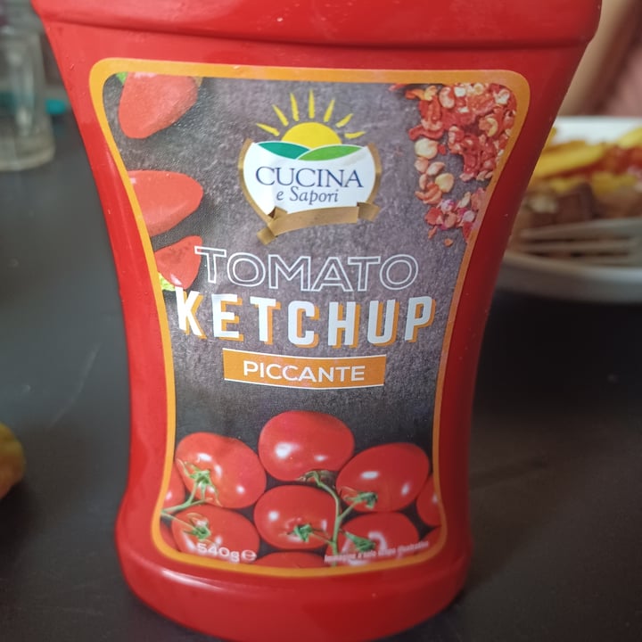 review photo of Cucina e sapori tomato ketchup piccante shared by @sarettaveg on 20 Aug 2022 - review