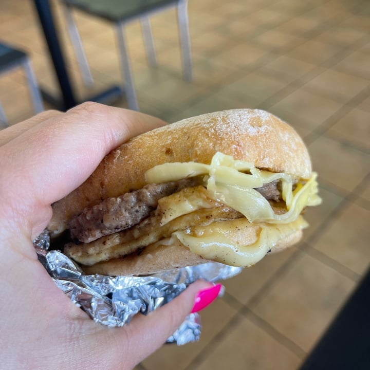 photo of Dunedin Vegan Deli 2 for $10 Impossible McBluffin shared by @jamiewoodrum on  09 Jul 2021 - review