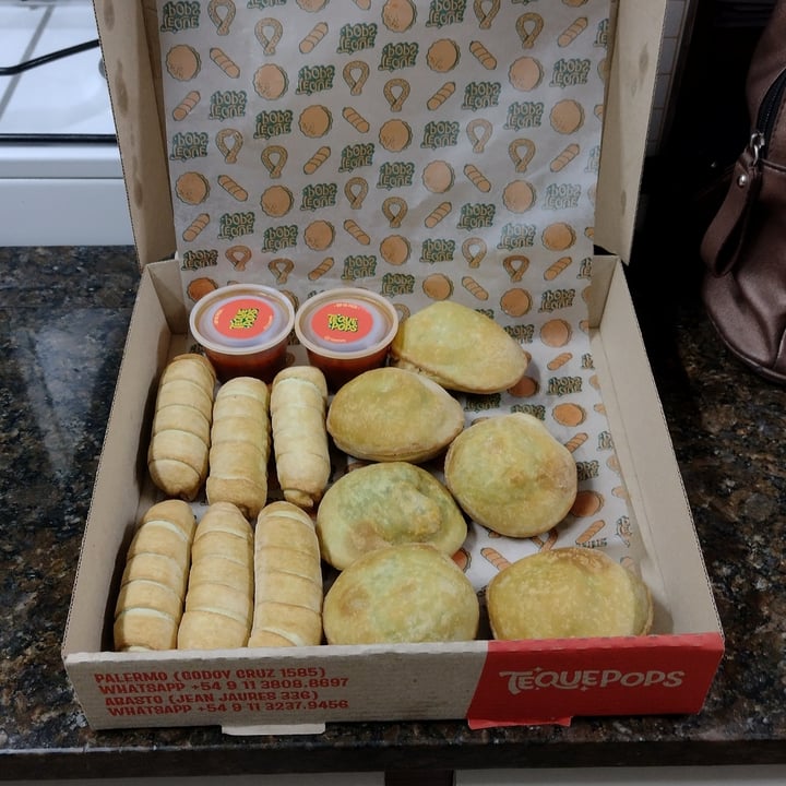 review photo of Tequepops Tequeño Con Queso shared by @celevegan on 30 Dec 2021 - review