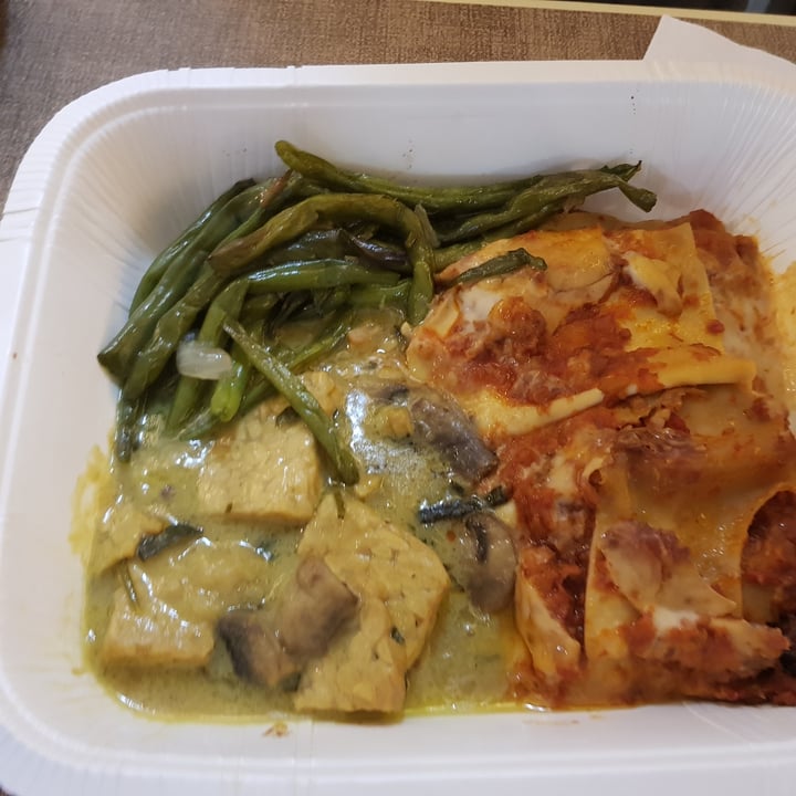 photo of Alhambra Risto veg Piatto Misto 2 shared by @fedevi on  06 Aug 2022 - review