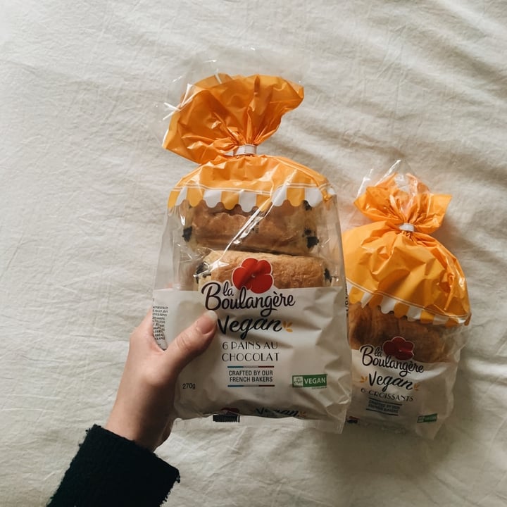 photo of La Boulangère 6 Croissants Vegan shared by @warmhealer on  24 Jan 2020 - review