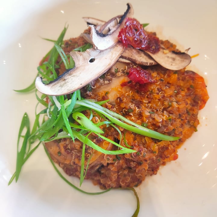 review photo of tashas Tashas Comfort Quinoa Bowl shared by @anxietea on 15 May 2022 - review