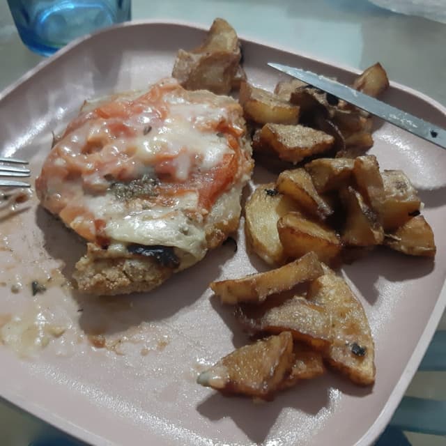 Photo of the dish “Milanesa Napolitana con Queso de Avena”