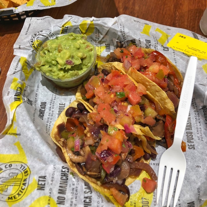 photo of Gonzalez & Co Tacos de verduritas shared by @dmonteys on  25 Sep 2020 - review