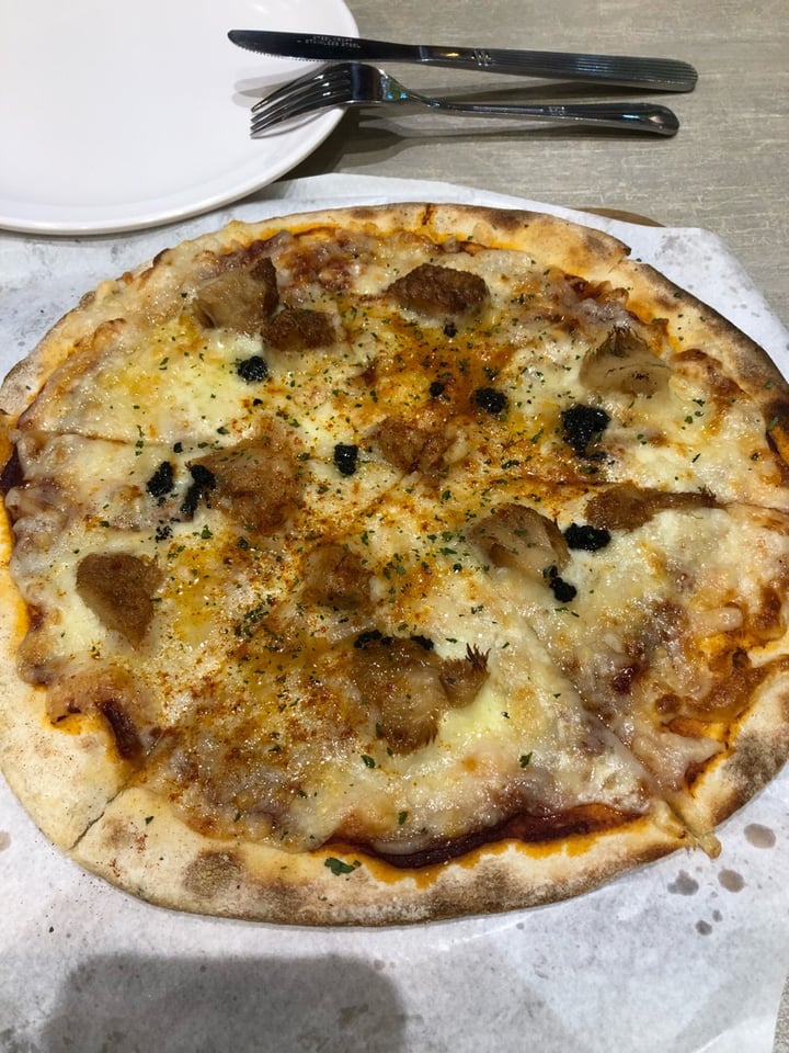 photo of Flavours by Saute Truffle Lion Mane Pizza shared by @josephlin90 on  25 Jul 2019 - review