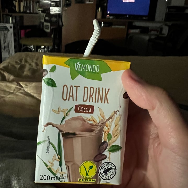 photo of Vemondo Bevanda a base di avena con cacao shared by @malloria89 on  15 Nov 2022 - review