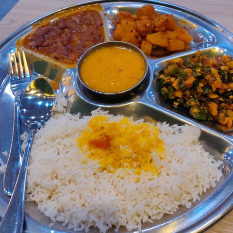 Rice and veggies meal (Indian stall)