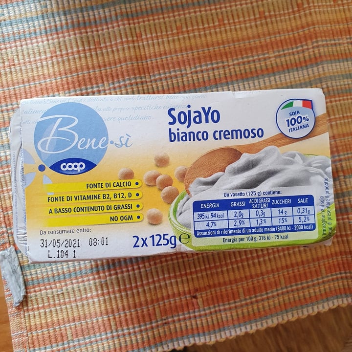 photo of Bene.Si coop Yogurt sojayo bianco cremoso shared by @pette on  07 May 2021 - review