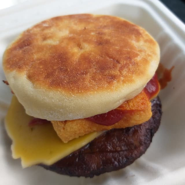 Photo of the dish “The Vegan MuffinMac”